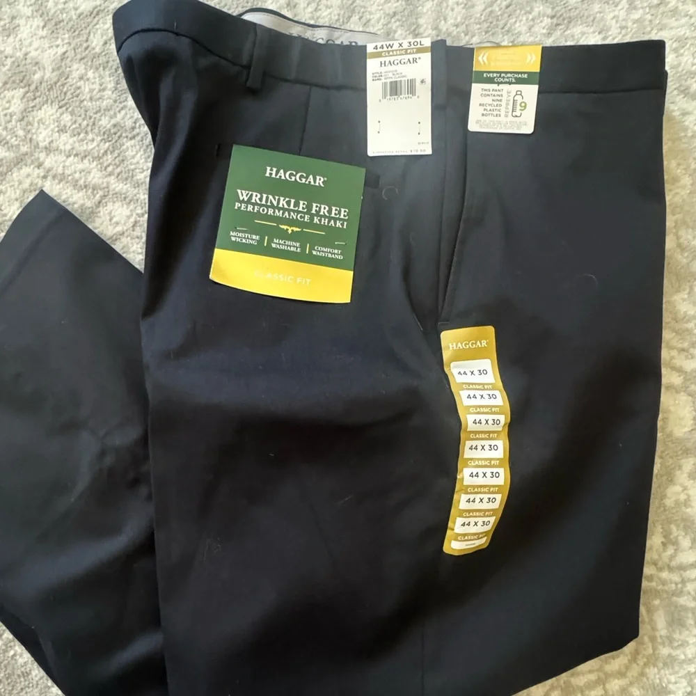 Haggar Khaki Performance Pants Mens 44x30 Navy Classic Fit Flat Front NEW